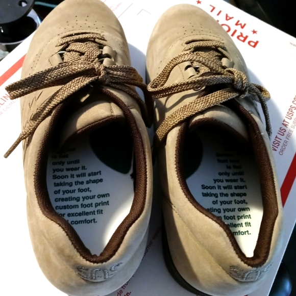 SAS Free Time Sage Suede Comfort Walking Shoe 8W,Like 🆕New!Gift It.👞👞 - Picture 1 of 13